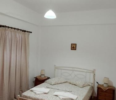 Andros Town House | MILTIADIS APARTMENTS