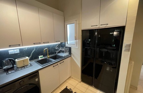 Ilisia Apartment | Minimal Central 2BR