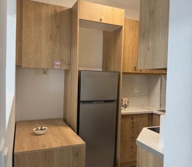 Ano Patisia Apartment | Minimal modern apartment