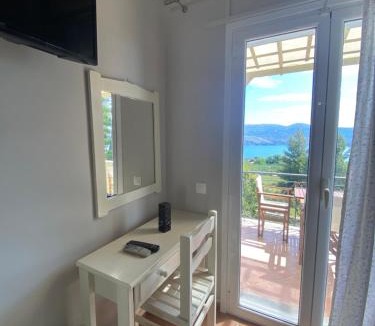 Paliki Apartment | MIROVIGLI