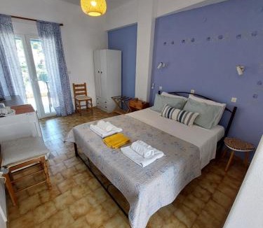 Votsi House | Mirsini Rooms
