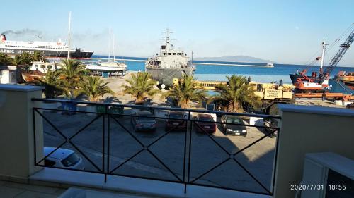 Mytilene Apartment | Mitilene Harbour Watch