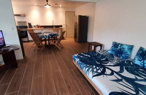 Rangiroa Bed & Breakfast | Moana Breeze Eco Lodge