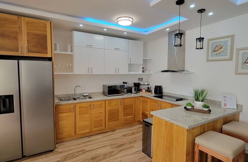 Los Melones Apartment | MODERN 2BED 2 BATH POOL AND CLOSE BAYAHIBE BEACH .