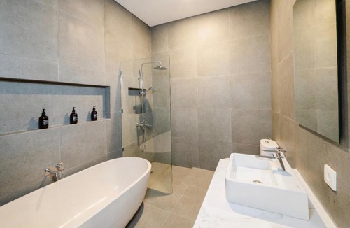 Kampial Villa | Modern 2BR Private Pool Villa with Rooftop-Nusa Dua