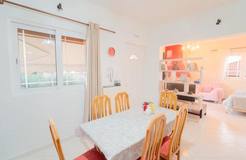 Patras House | Modern 3 Bed Home with Balconies and Sea Access