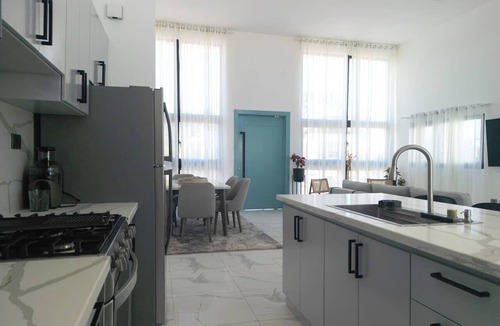 Playa Chiquita Apartment | Modern 3 BR Villa w/pool in gated community