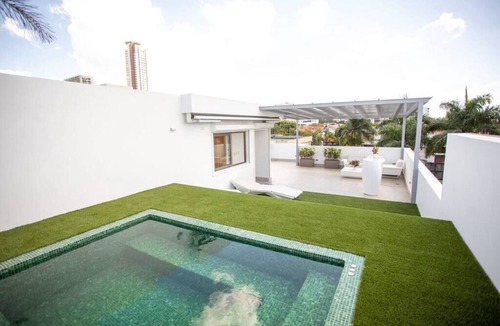 Helios del Oeste House | MODERN 4Bdr house w/Jacuzzi, Terrace & BBQ at BV, Santo .