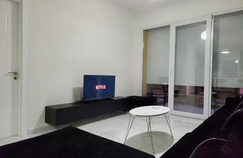 Vlore Apartment | Modern Apartment 100 m from beach,Marina bay luxury resort