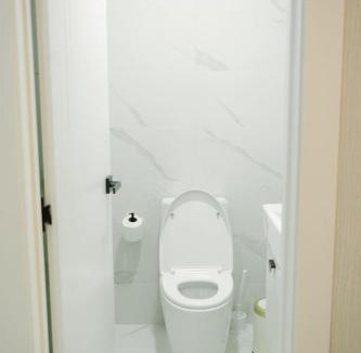 Evaristo Morales Apartment | Modern apartment with private terrace