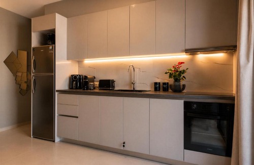 Kalamata Marina Apartment | Modern Apartment with Side Sea View - Helson Blue - Kalamata