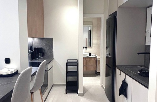 Piraeus Apartment | Modern Bright 1BR next to Pasalimani & Marina Zeas