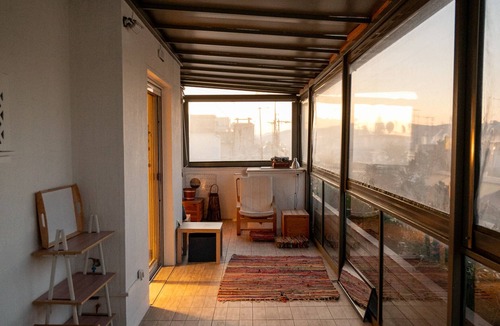Kypseli Condo | Modern Bright Cozy Top-floor Apartment & Terrace.
