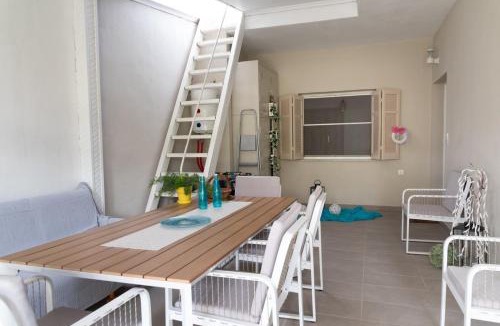 Katerini Apartment | Modern & Charming Apartment