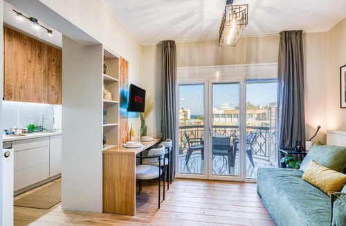 Chios Town Apartment | Modern City Studio with Balcony Columbus Apartment