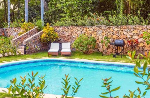 Puerto Bahia Apartment | Modern jungle studio with jacuzzi near quiet beach