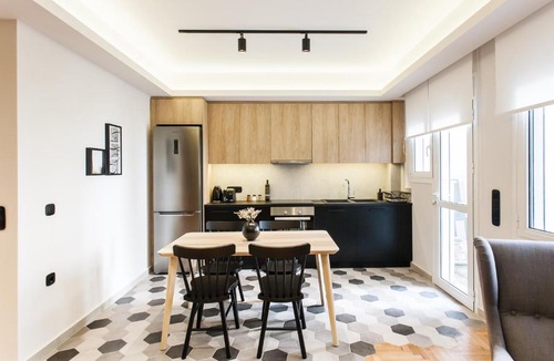 Pangrati Apartment | Modern Minimalist 3BD Apartment in Hilton District by UPSTREET