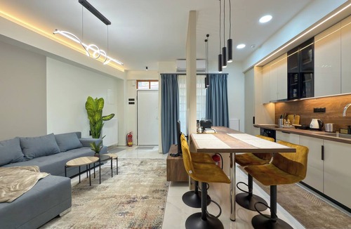 Old Town Apartment | Modern Muse Two-Bedroom Apartment