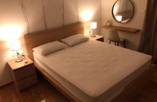 Papagou-Holargos Apartment | Modern Quiet Apartment Near Metro Athens Center