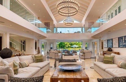 La Romana Villa | Modern Spacious 8-bedroom villa in a luxury Casa de Campo. Gym + 3 staff bedroom
