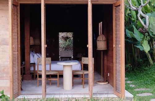 Tibubeneng Cottage | Modern Wooden House in Canggu Resort