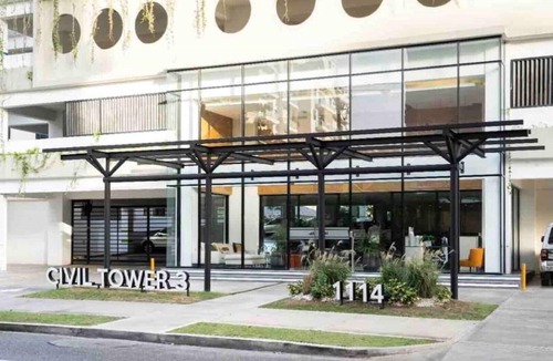 La Julia Apartment | ModernApartment|Elegant|DownTown|Pool|Gym|Sauna