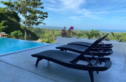 Rio San Juan Villa | Monte Rio-2