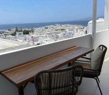 Mykonos Town Apartment | Mooi Central Sunset Suite