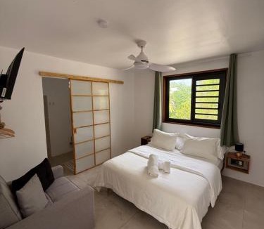Teavaro Bed & Breakfast | MOOREA CHILL and BEACH LODGE