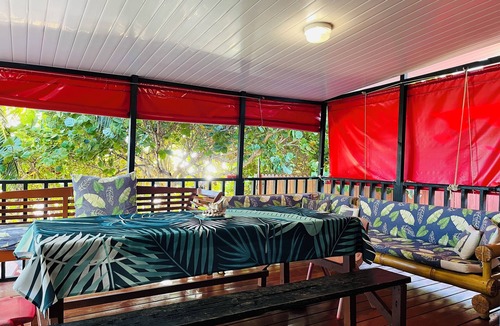 Teavaro House | Moorea Temae Bungalow Lory Bord de mer