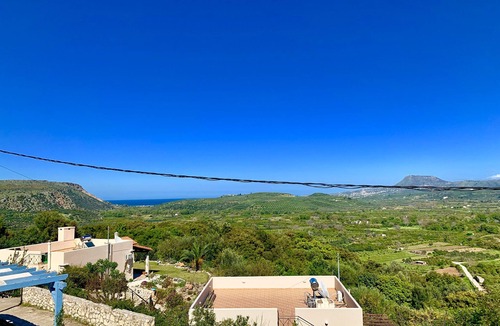 Stilos Villa | Morden Villa with Private Pool, beautiful Views and Free WiFi