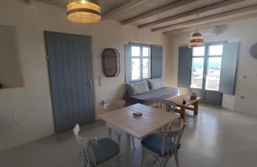 Drios Apartment | Mosaic Suites