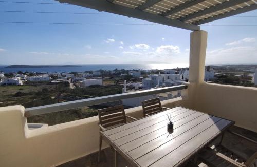 Drios Apartment | Mosaic Suites