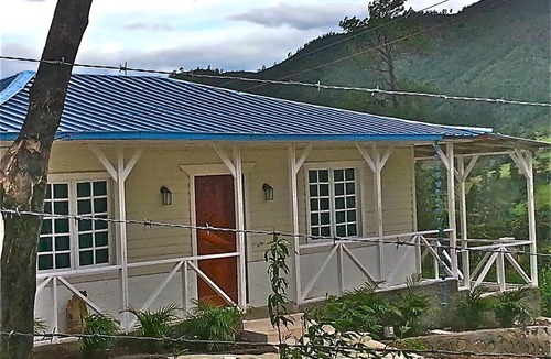 San Jose de Ocoa Cabin | MOUNTAIN COTTAGE LOCATED IN SMALL VILLAGE 25 MIN FROM SAN JOSE DE OCOA