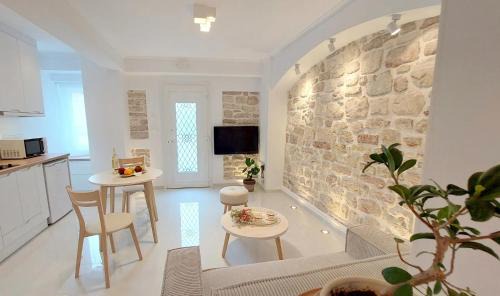 Vathy Apartment | Mouses Thalia