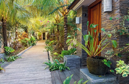 Pecatu House | Muzeum Villas: 2 Bedrooms, 2 Bathroom, Wi-Fi, Kitchen, Private Pool