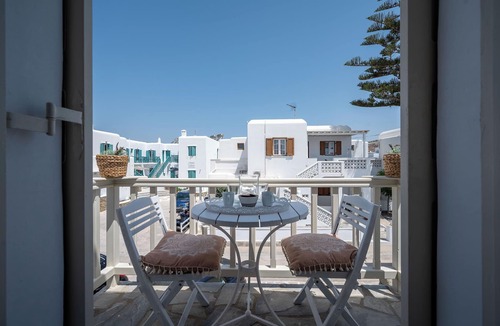 Ornos Apartment | Mykonos Twins