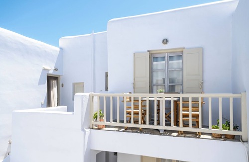 Ornos Apartment | Mykonos Twins