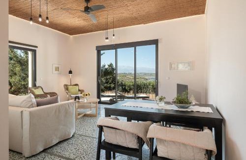 Tersanas Villa | Myrtia Beach House