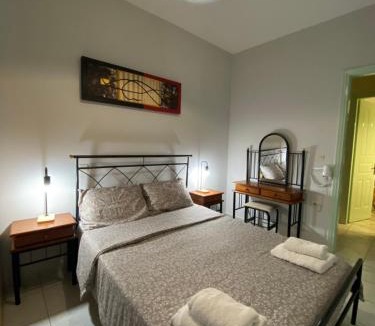 Dhrakata Apartment | Myrtos Hotel