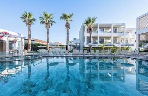 Tingaki Apartment | Mythos Suites Hotel