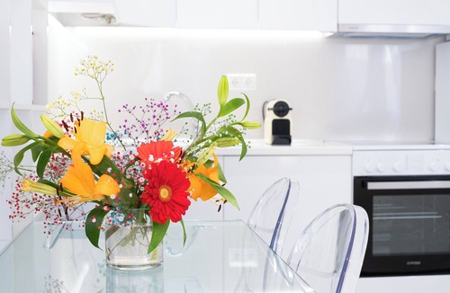 Old Town Apartment | Nadiona Suites Crystal ⁕Old Town Center⁕ Fast WiFi