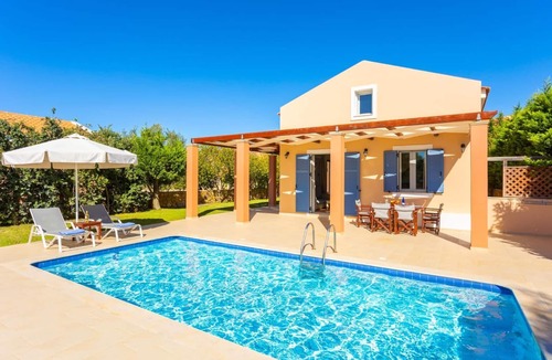 Kounopetra Villa | Nafsika Beach House - Three Bedroom Villa, Sleeps 6