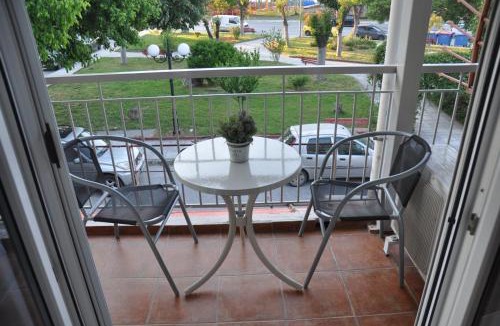 Stavros House | Nakis Apartment Central