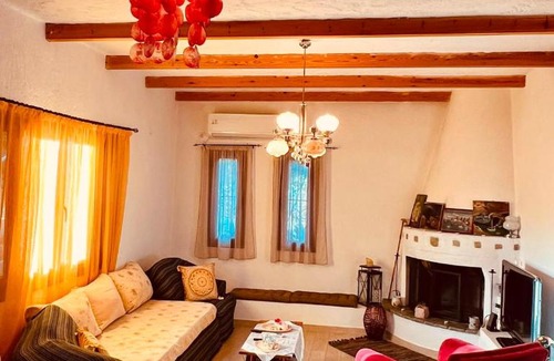 Dirfys-Messapia House | Nancy