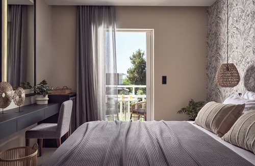Laganas Hotel | Nastazia Studios