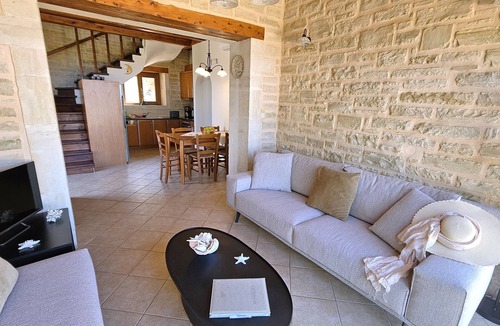 Pigi Villa | Natural stone villa in a secluded location on 4500 m² with a heated pool