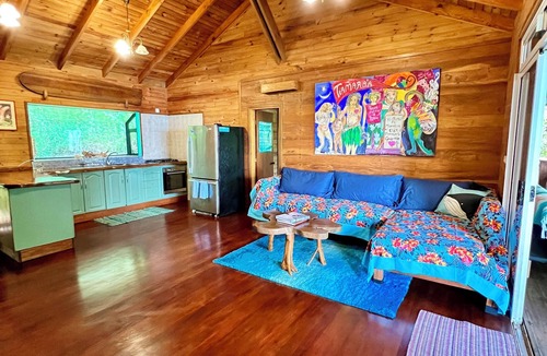 Fitii House | Nature lover's paradise ~ Lovely home + car w/private beach & great snorkeling!