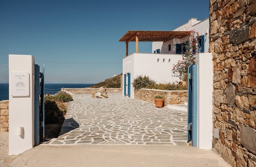 Stelida Villa | Naxian Sky Villa Aegean Sunset Hilltop Bliss with Jacuzzi/Hot Tub