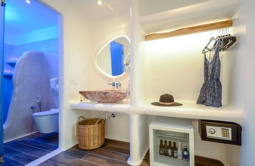 Plaka House | Naxos Island Escape